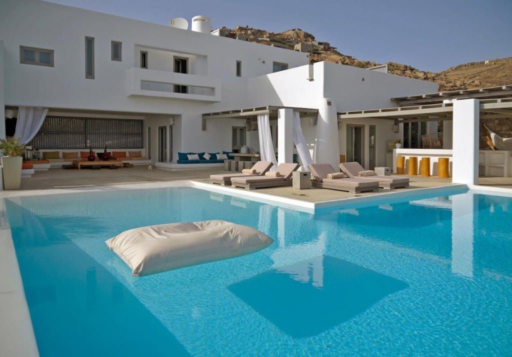 Mykonos Villas-Mykonos-real-estate-mykonos-villa-rentals-mykonos-estates-find-a-villa