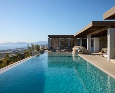Infinity pool with Aegean sea view at Villa Alabaster, Kounoupas, Mykonos