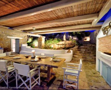 Villa for Sale on Agios Lazaros