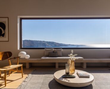 Contemporary living room with sofas and panoramic windows at Aether Private Retreat - Upper Floor, Aleomandra, Mykonos