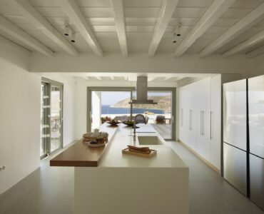 Blue Emerald villa Mykonos – kitchen