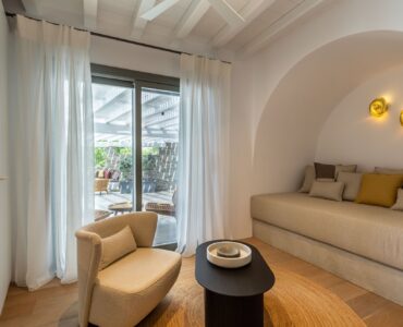Blue Emerald villa Mykonos – bedroom interior
