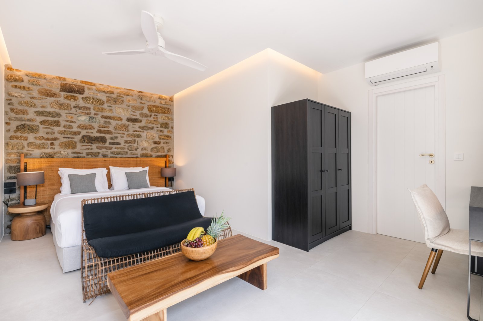 Combo Kalafatis luxury villa in Kalafatis, Mykonos – photo 17