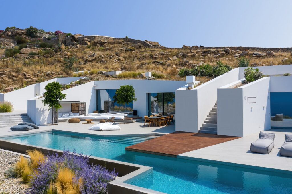 Dove Luxury Estate luxury villa in Agios Stefanos Mykonos – photo 1