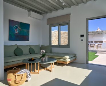 J-View Villa, Agios Lazaros, Mykonos – living room with garden doors