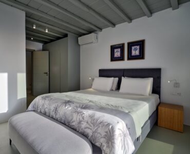 J-View Villa, Agios Lazaros, Mykonos – bedroom with artwork
