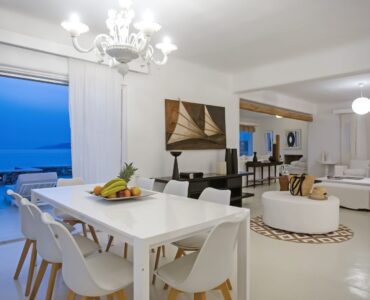 Dining room with sea view at Maison Haute in Aleomandra, Mykonos
