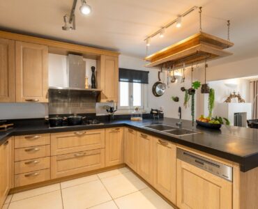 Fully equipped kitchen at Platinum Deluxe Villa in Kalafatis, Mykonos