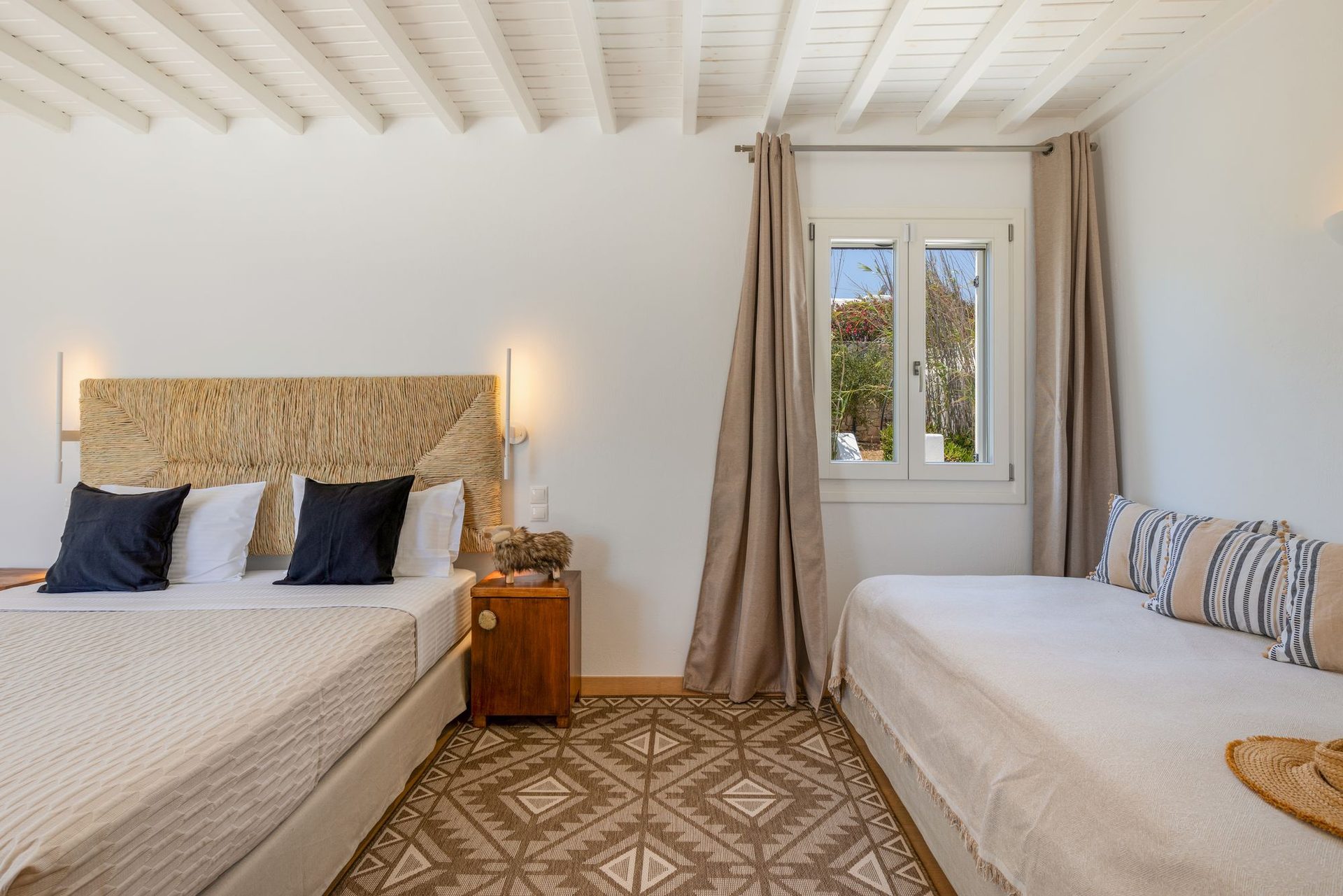 Double bedroom at Platinum Deluxe Villa in Kalafatis, Mykonos