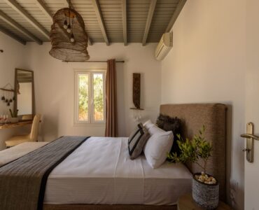 Bedroom at Platinum Junior Villa in Kalafatis, Mykonos