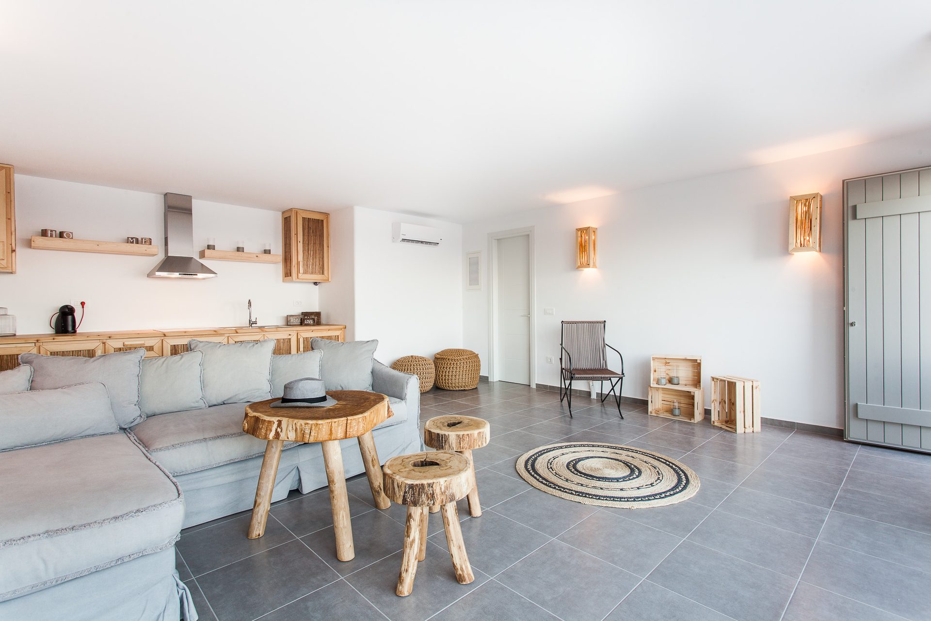 Open-plan living area at Platinum Superior Villa in Kalafatis, Mykonos