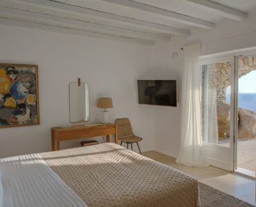 Bedroom with terrace doors at Villa Alkioni in Agios Lazaros, Mykonos