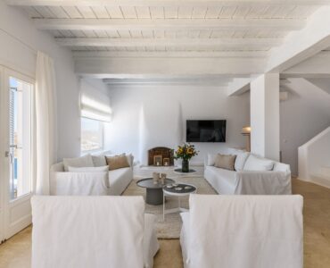 Open-plan living room at Villa Alkioni in Agios Lazaros, Mykonos