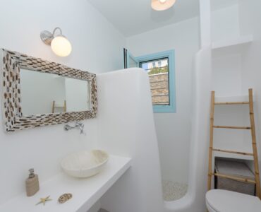 Bathroom at Villa Danelina in Agios Lazaros, Mykonos