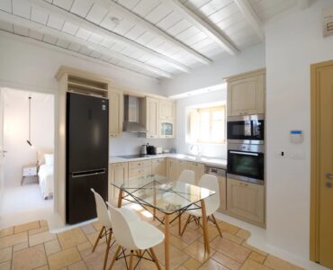 Fully equipped kitchen at Villa Gaia in Psarou, Mykonos