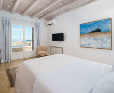 Double bedroom at Villa Kymothea in Agios Lazaros, Mykonos