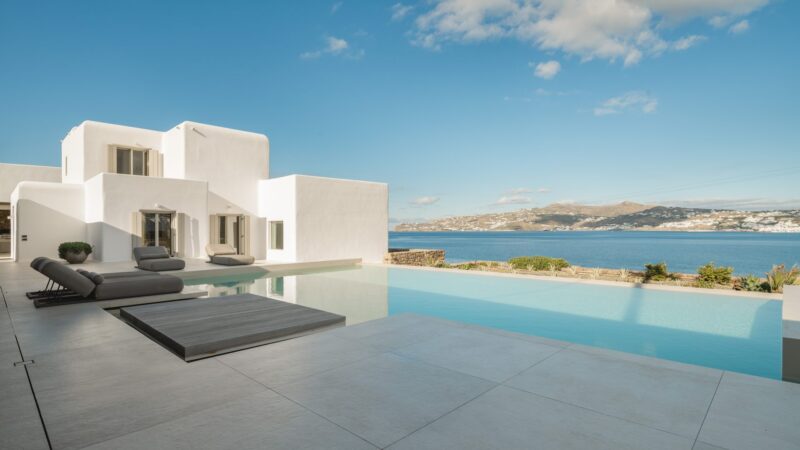 Infinity pool and villa with sea view at Villa Mare Blu in Kanalia, Mykonos