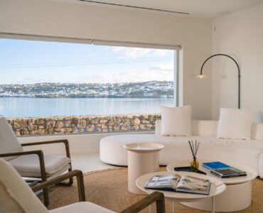 Living room with sea view at Villa Mare Blu in Kanalia, Mykonos