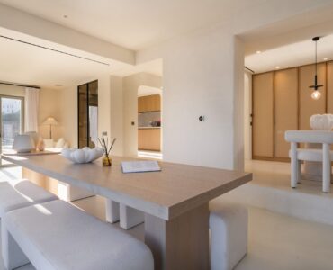 Dining table at Villa Mare Blu in Kanalia, Mykonos