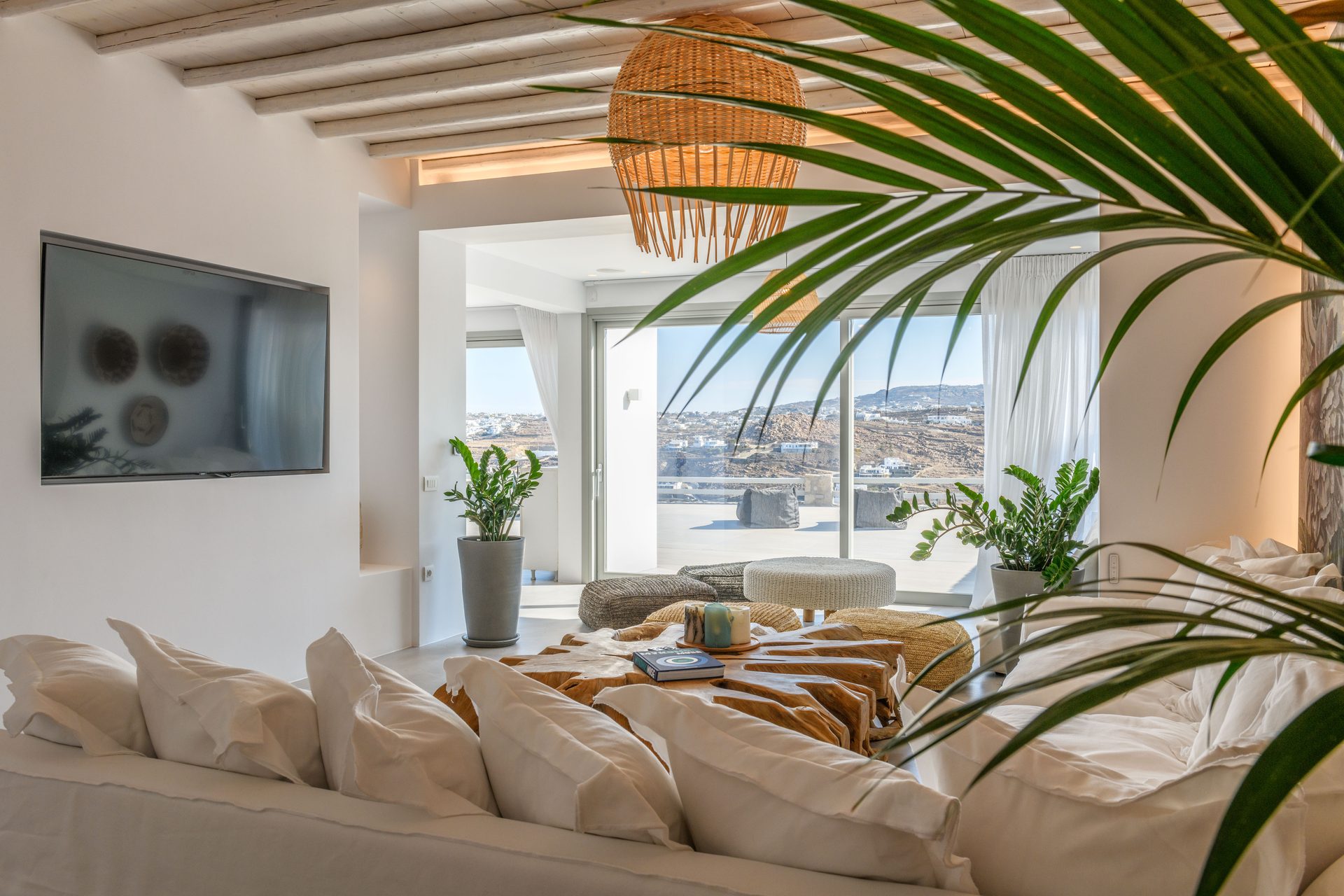 Living room with sea view at Villa Nerovino in Kanalia, Mykonos