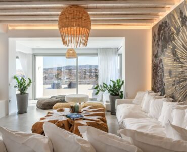 Living room at Villa Nerovino in Kanalia, Mykonos