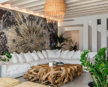 Lounge with artwork at Villa Nerovino in Kanalia, Mykonos