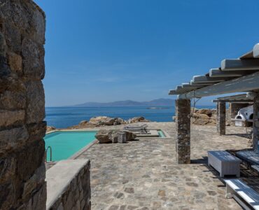 Pergola terrace with sea view at Villa Pergisos in Kanalia, Mykonos